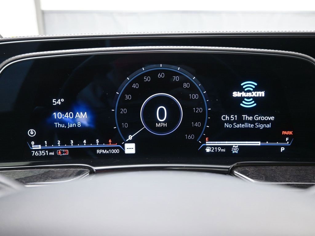 Used 2023 Cadillac Escalade ESV Premium Luxury image 13