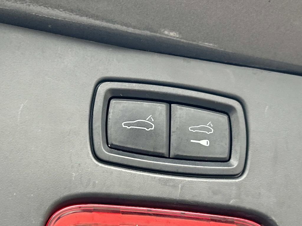 Used 2018 Porsche Cayenne S w/ Premium Package Plus image 15