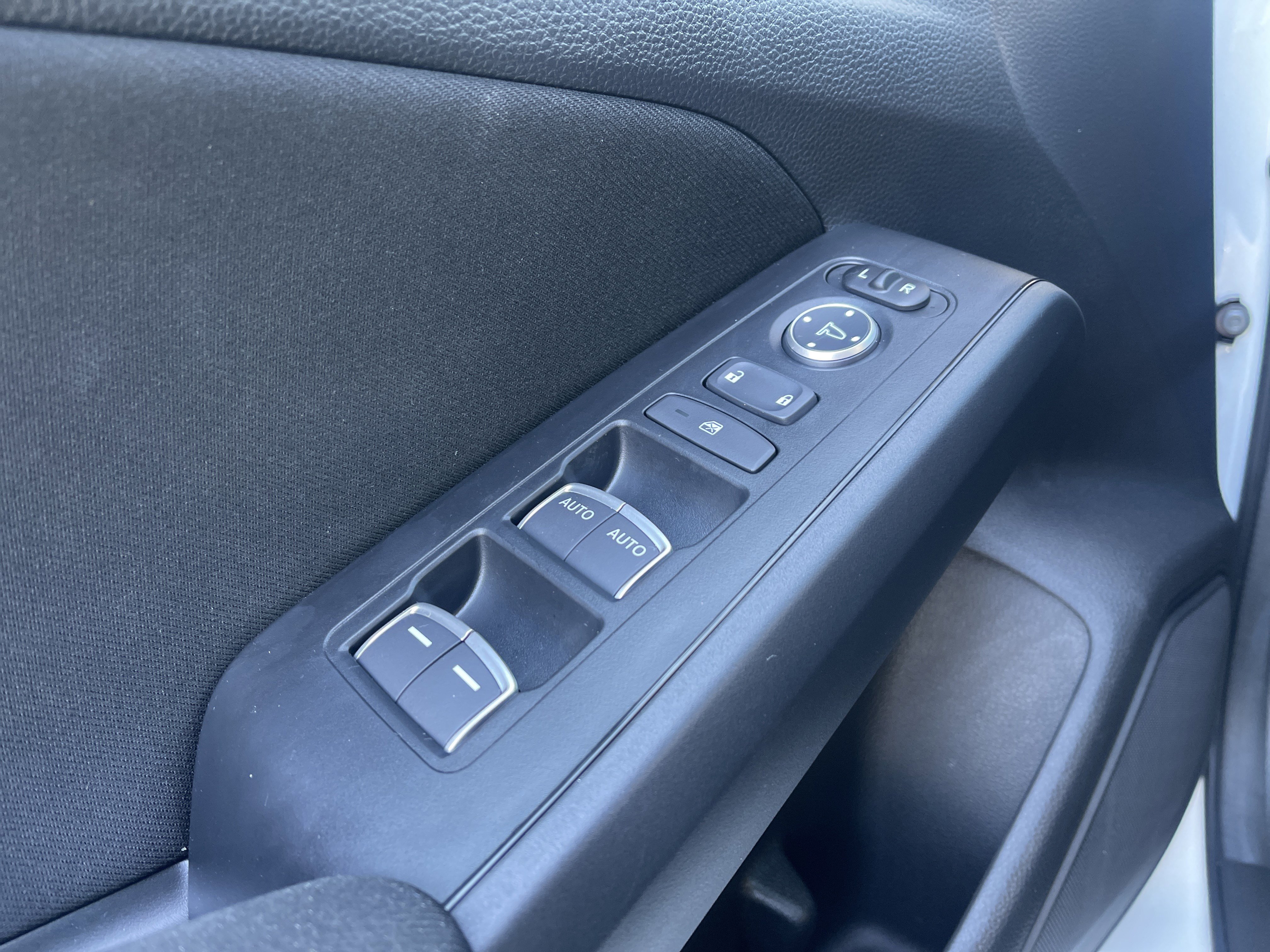 Certified 2025 Honda Civic Sport image 23