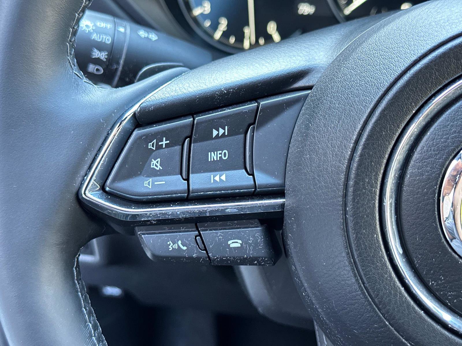 Certified 2025 MAZDA CX-5 Signature image 27