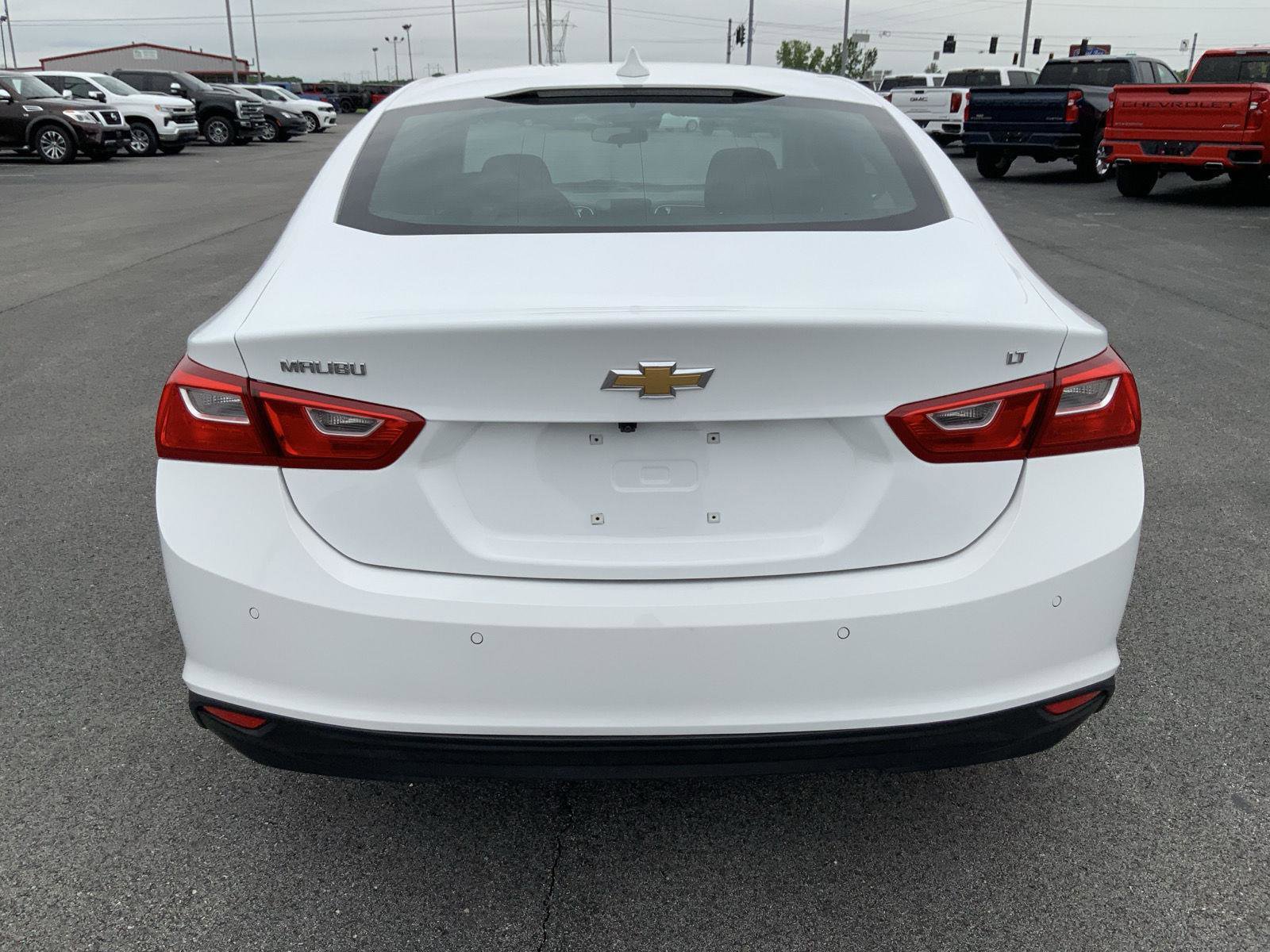 Used 2024 Chevrolet Malibu LT FWD image 9