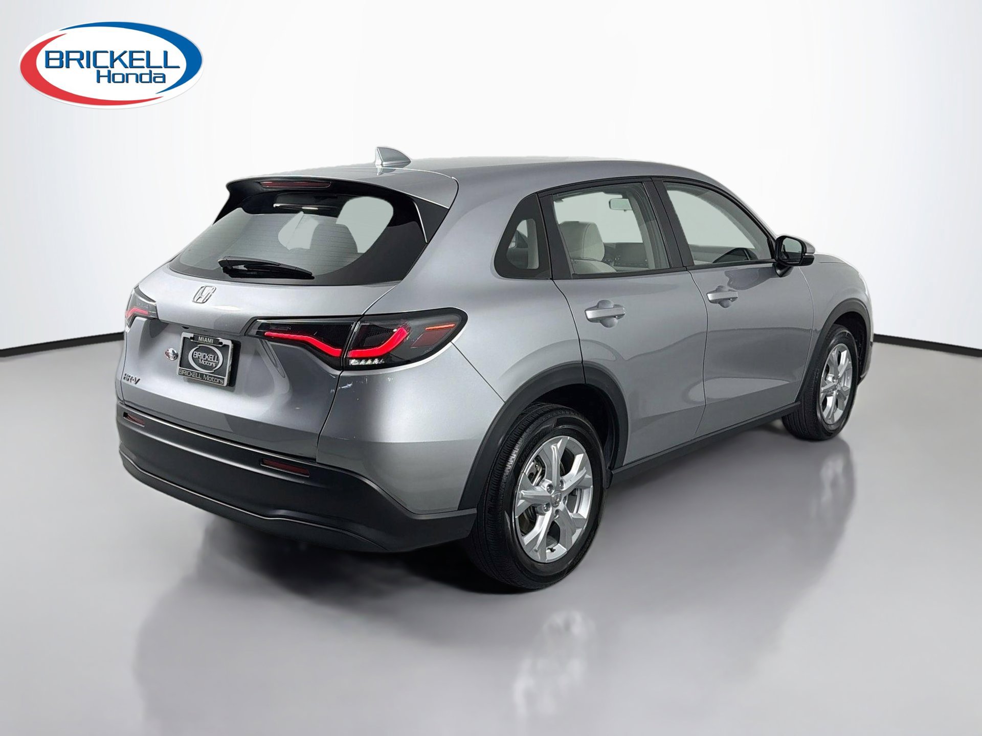 Used 2024 Honda HR-V LX image 3