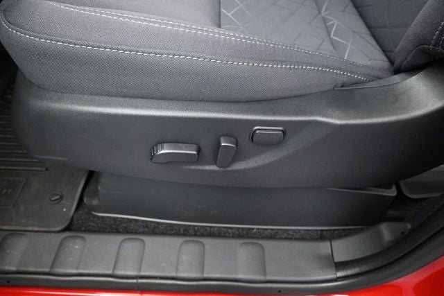 New 2026 Nissan Frontier SV w/ All-Weather Content Package AWD/4WD image 19