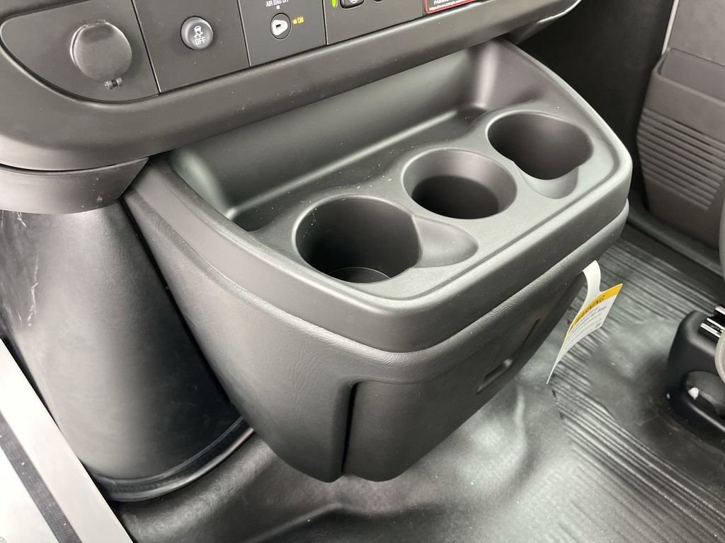 New 2025 Chevrolet Express 2500 w/ Driver Convenience Package image 15