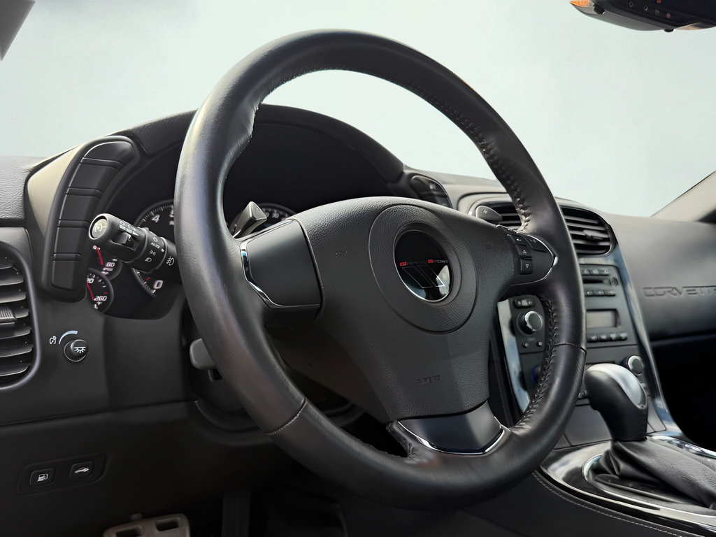 Used 2013 Chevrolet Corvette Grand Sport RWD image 35