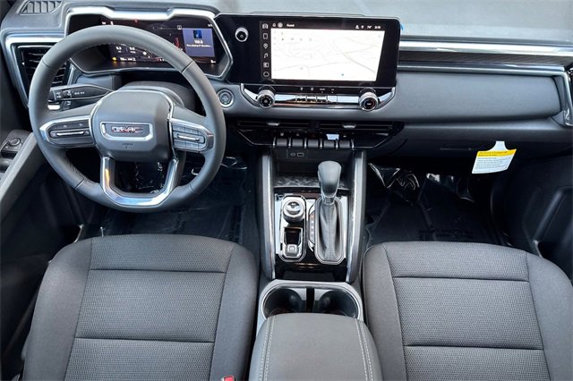 New 2025 GMC Canyon Elevation image 15