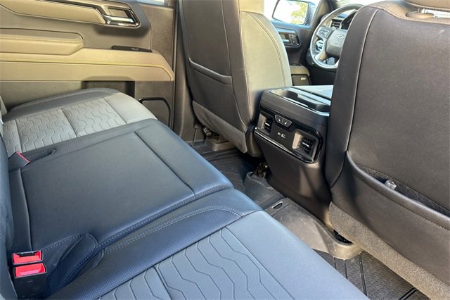 Used 2024 Chevrolet Silverado 1500 ZR2 w/ Technology Package image 18