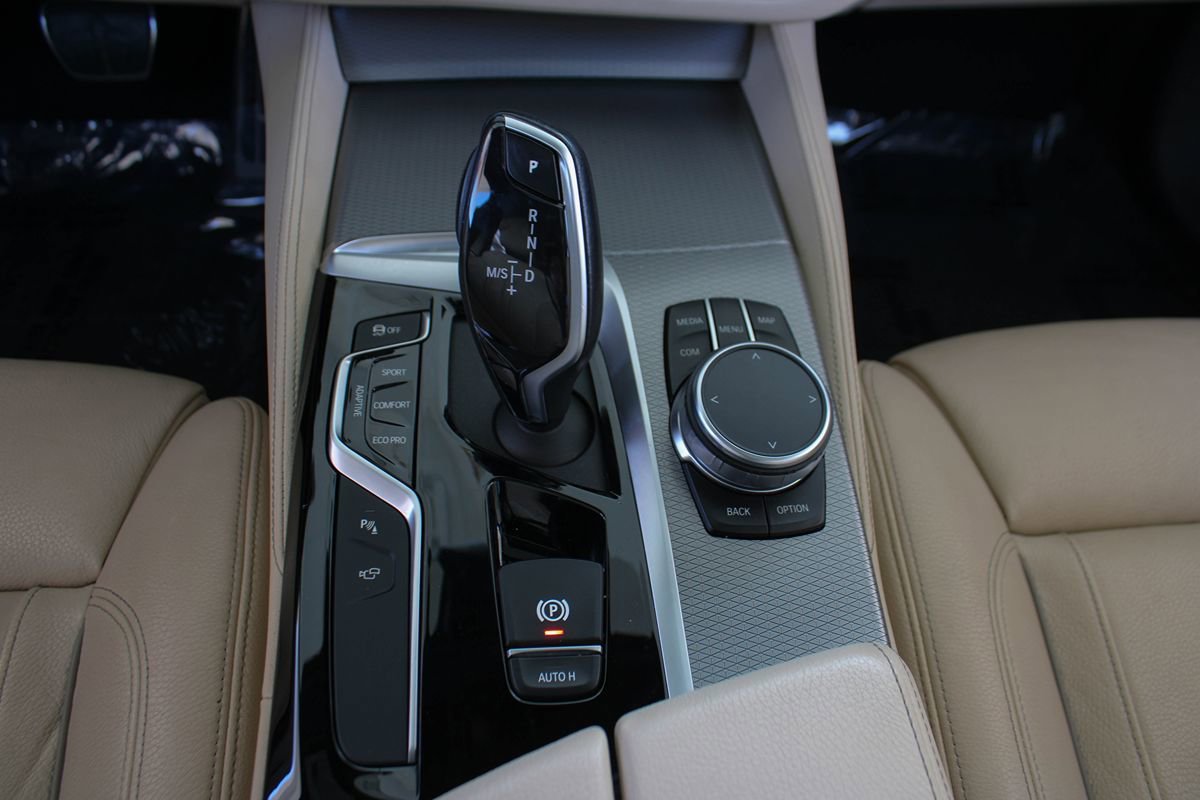 Used 2020 BMW M550i xDrive w/ Executive Package AWD/4WD image 36