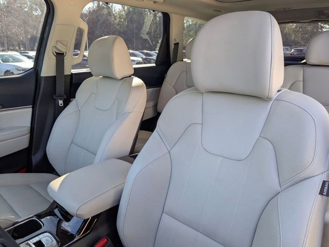 Used 2024 Kia Telluride SX w/ Towing Package image 25