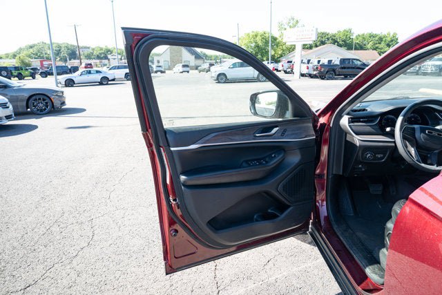 Certified 2023 Jeep Grand Cherokee Limited RWD image 10