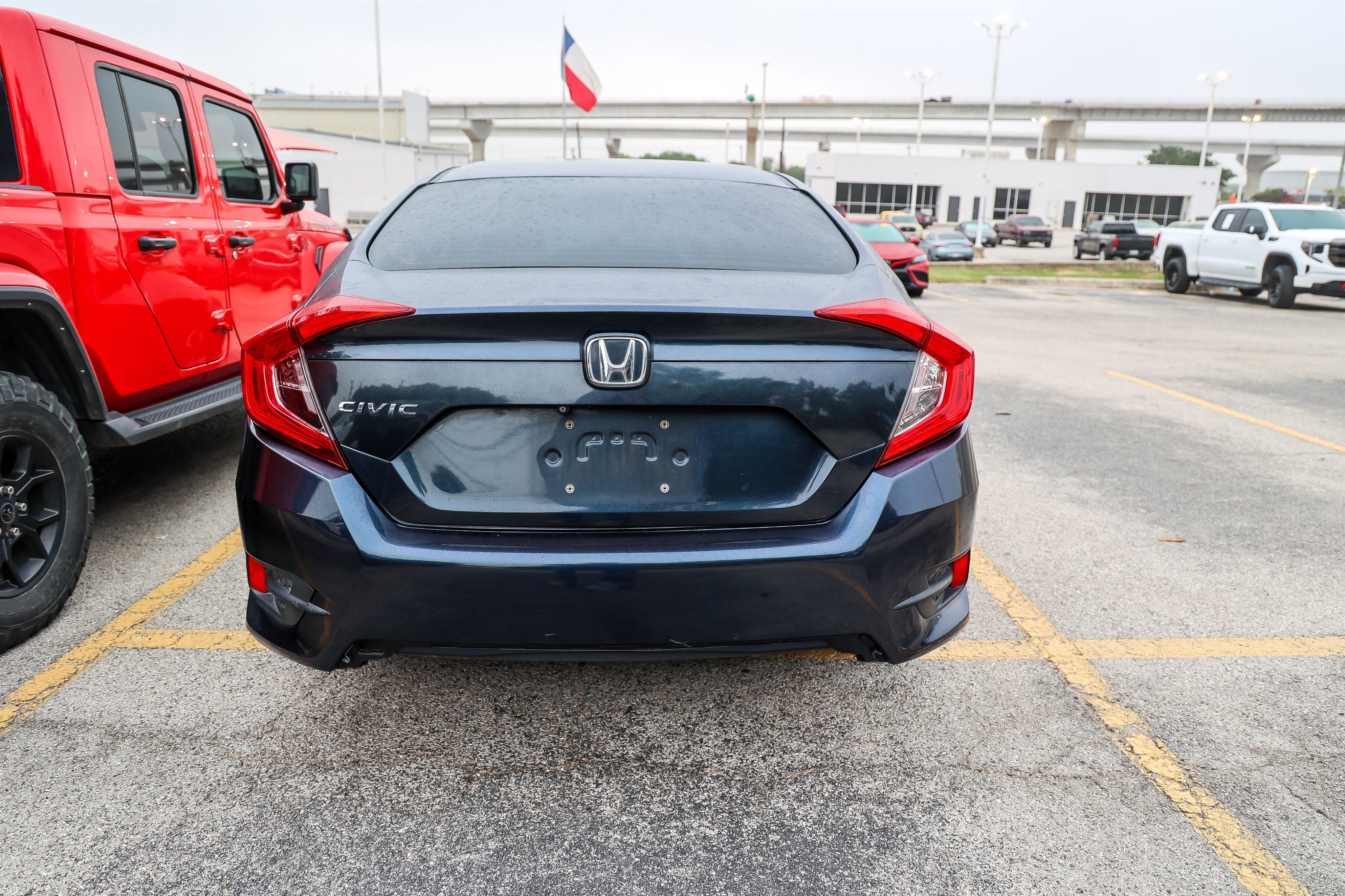 Used 2019 Honda Civic LX image 9