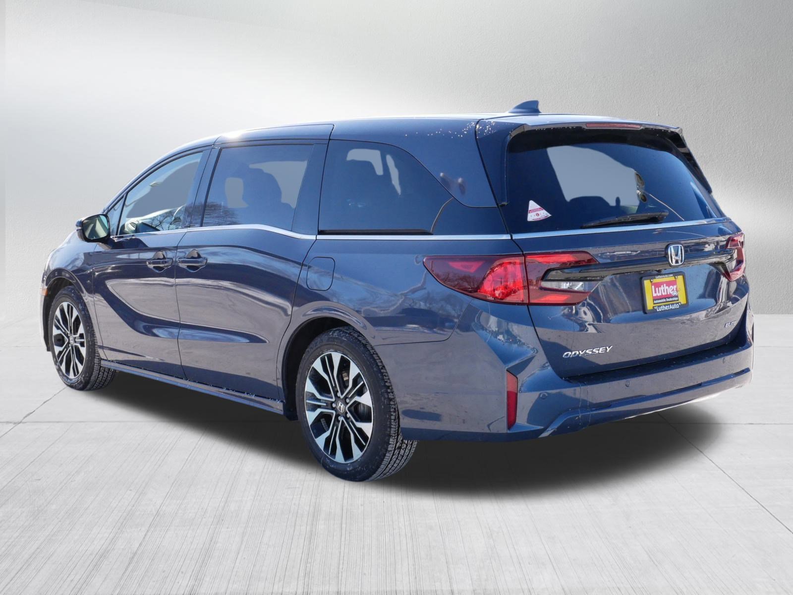 Certified 2026 Honda Odyssey Elite image 5