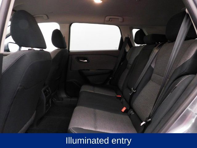 Used 2023 Nissan Rogue SV image 29