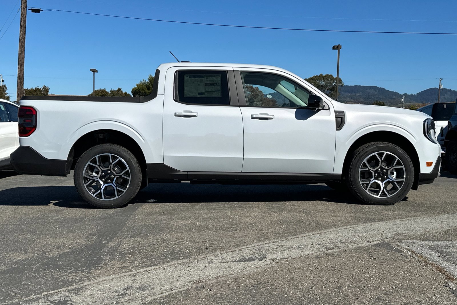 Used 2026 Ford Maverick Lariat image 6