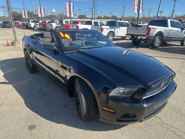 Used 2014 Ford Mustang Convertible w/ Equipment Group 102A image 17