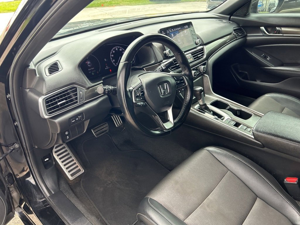 Used 2021 Honda Accord Sport image 8