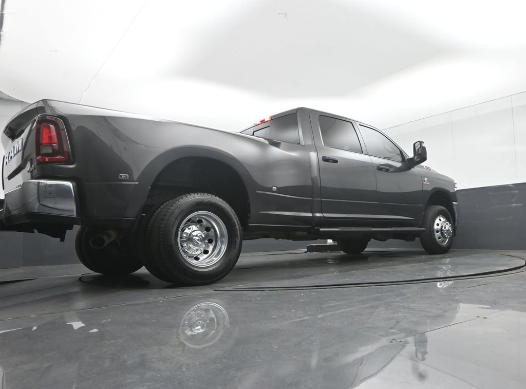 Used 2025 RAM 3500 Tradesman AWD/4WD image 61