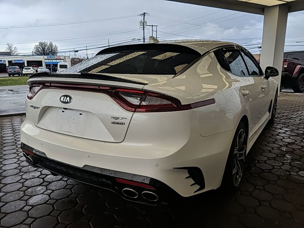 Used 2018 Kia Stinger GT2 image 5