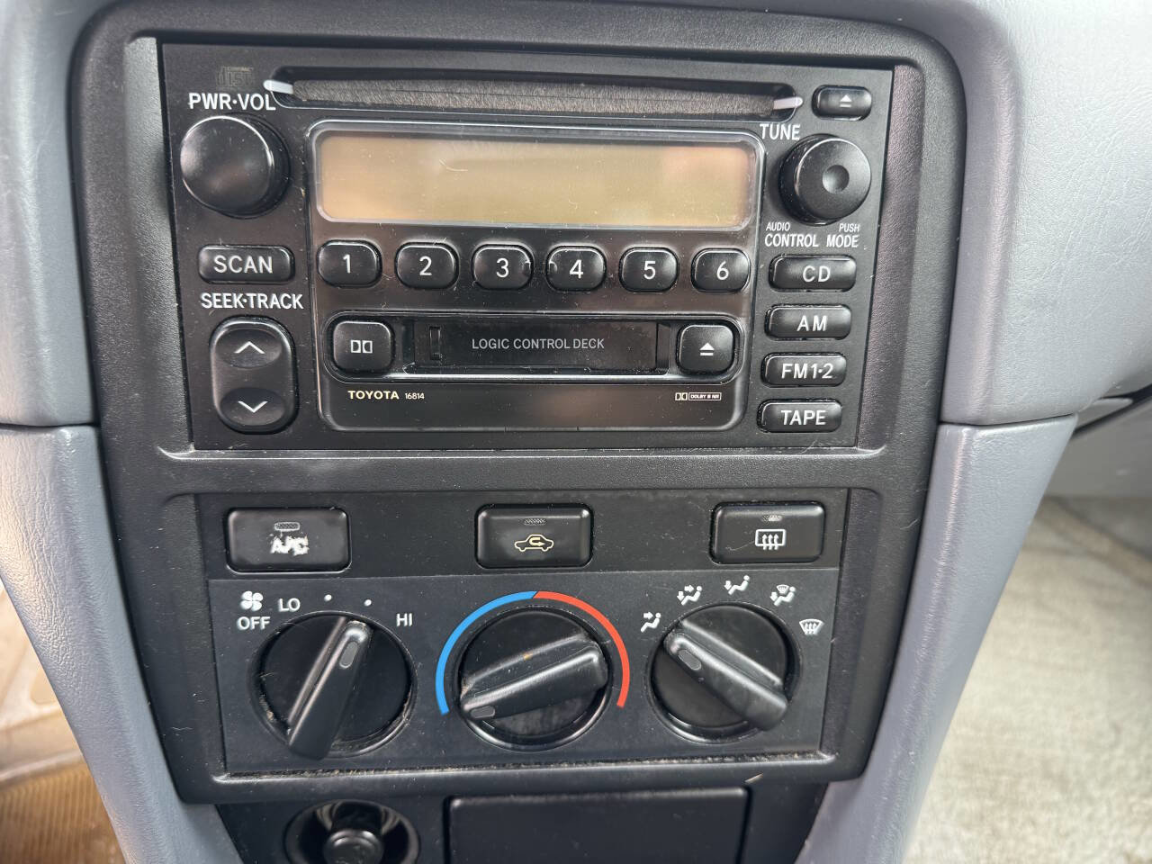 Used 2001 Toyota Camry CE FWD image 13