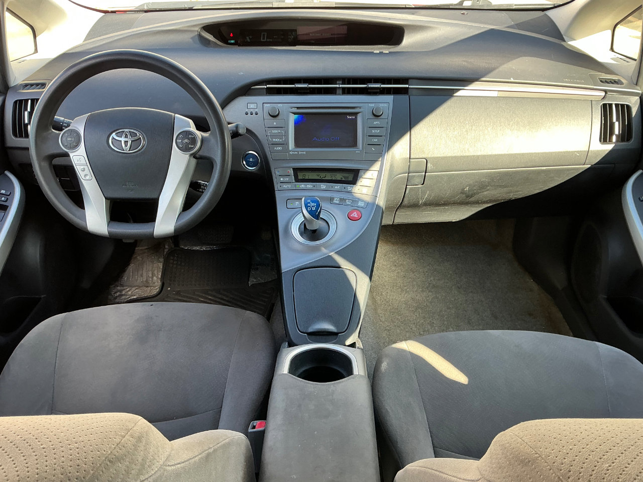 Used 2014 Toyota Prius Three image 17