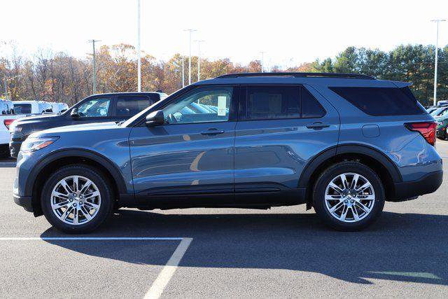 New 2026 Ford Explorer Active w/ Active Comfort Package AWD/4WD image 3