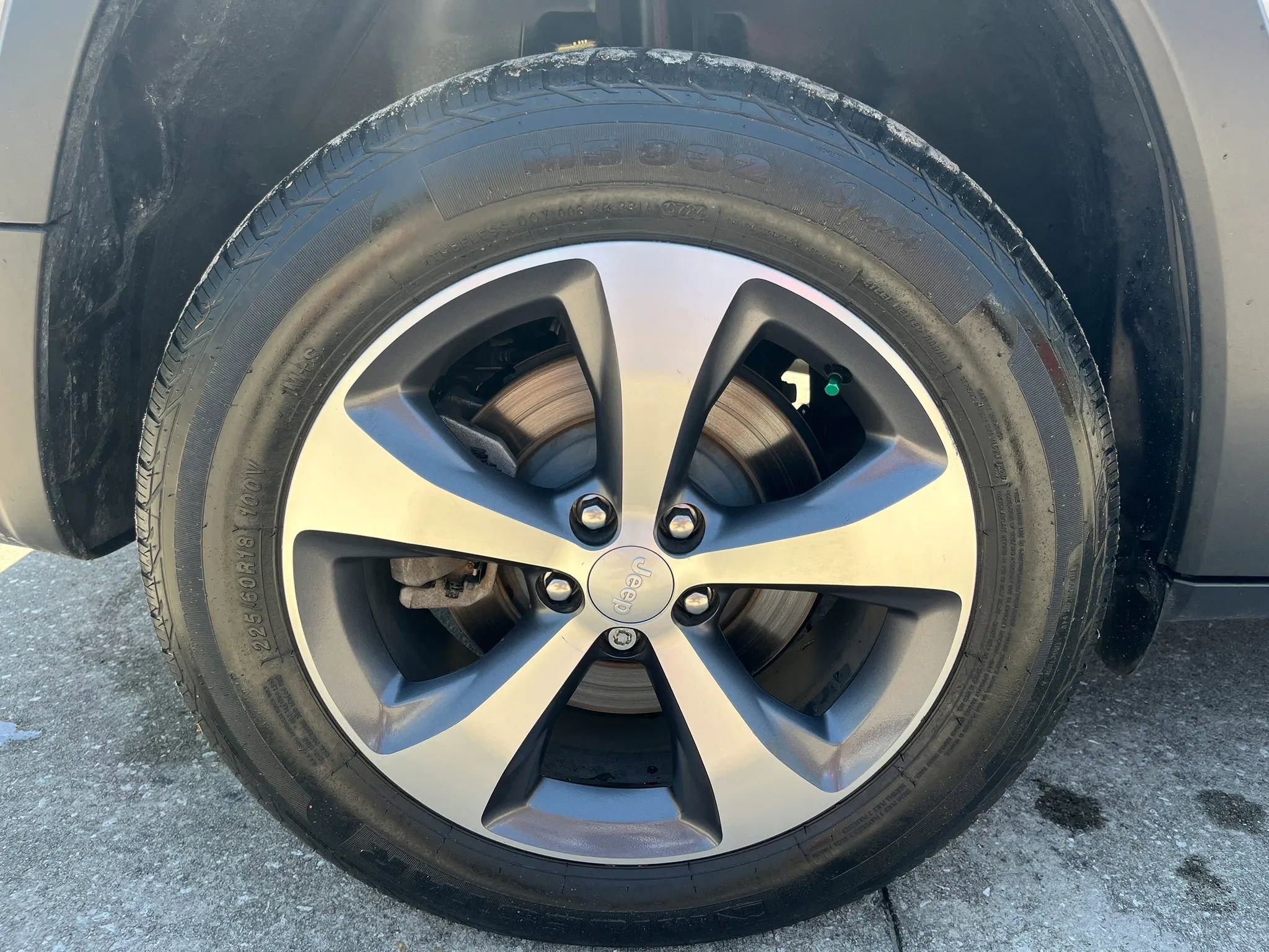 Used 2021 Jeep Cherokee Limited image 9