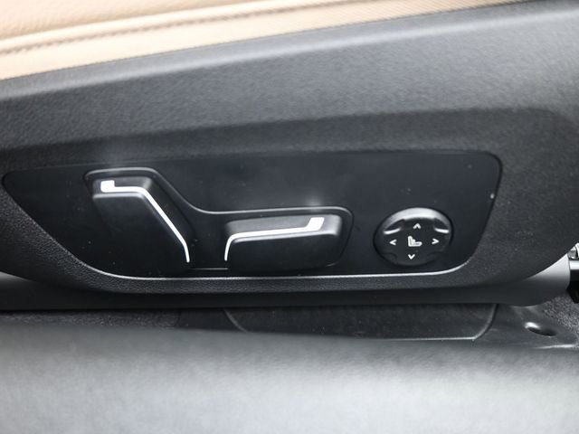 New 2026 BMW 430i Convertible w/ Convenience Package image 25