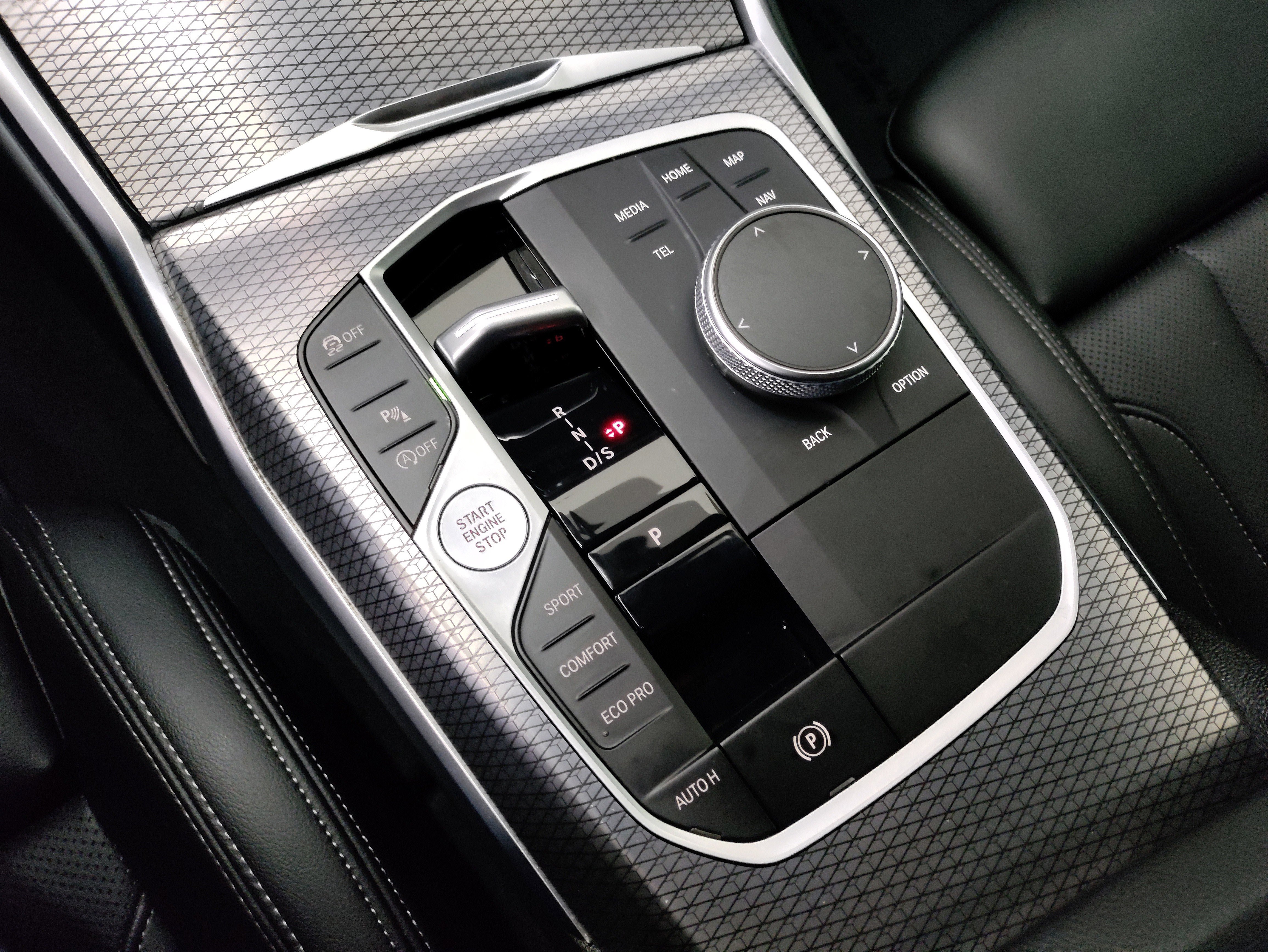 Certified 2023 BMW 330i Sedan w/ M Sport Package image 24