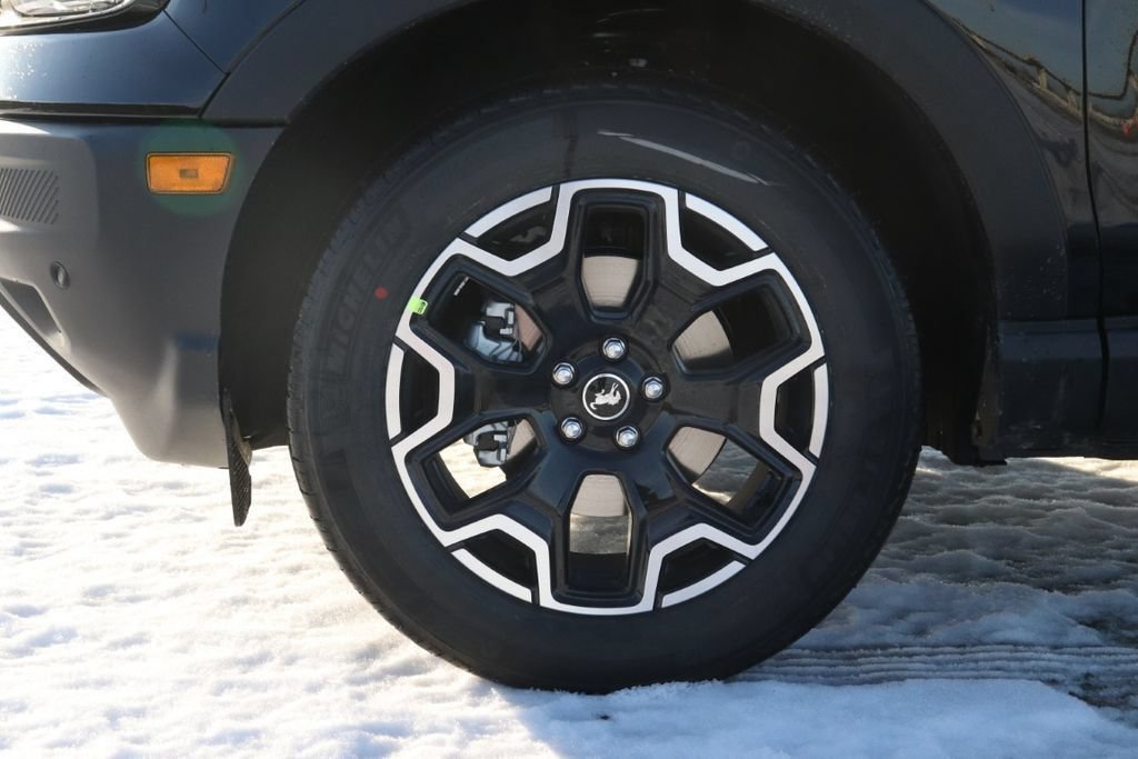 New 2025 Ford Bronco Sport Outer Banks w/ Outer Banks Tech Package+ AWD/4WD image 48