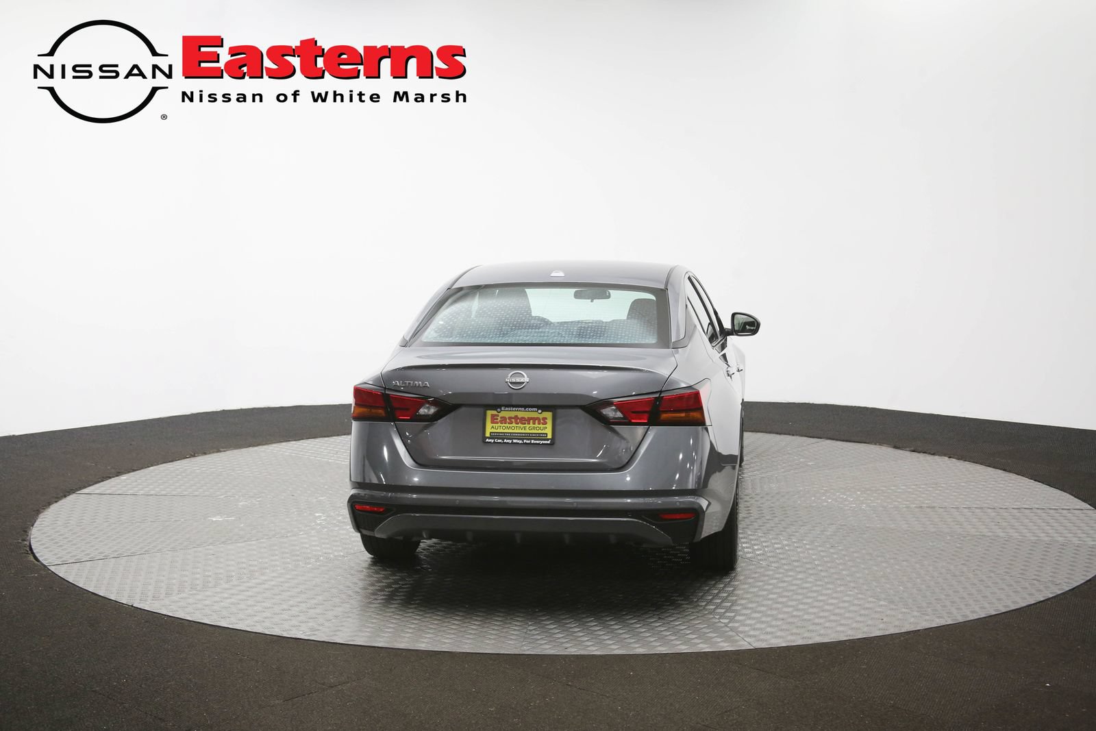 Used 2025 Nissan Altima 2.5 SV FWD image 36