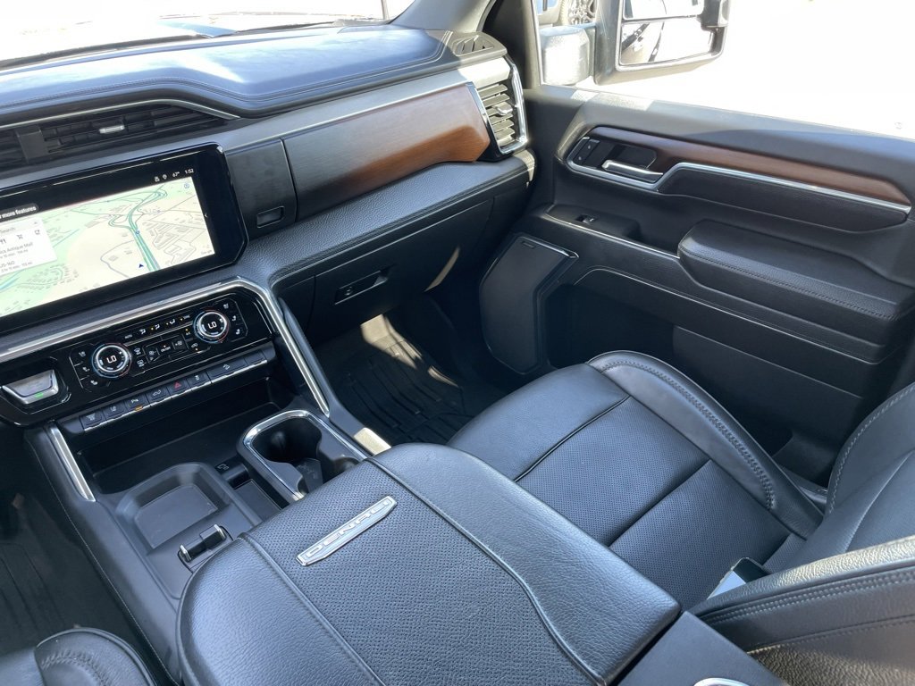 Used 2024 GMC Sierra 2500 Denali w/ Technology Package image 25