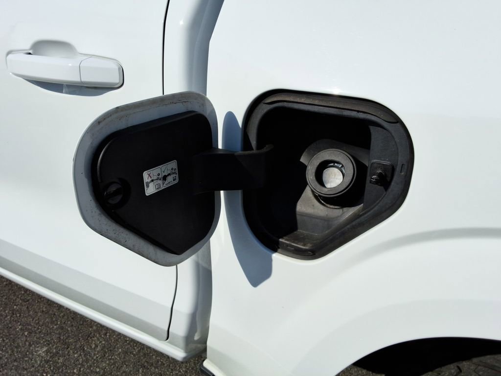 Certified 2024 Chevrolet Colorado LT w/ LT Convenience Package II image 11