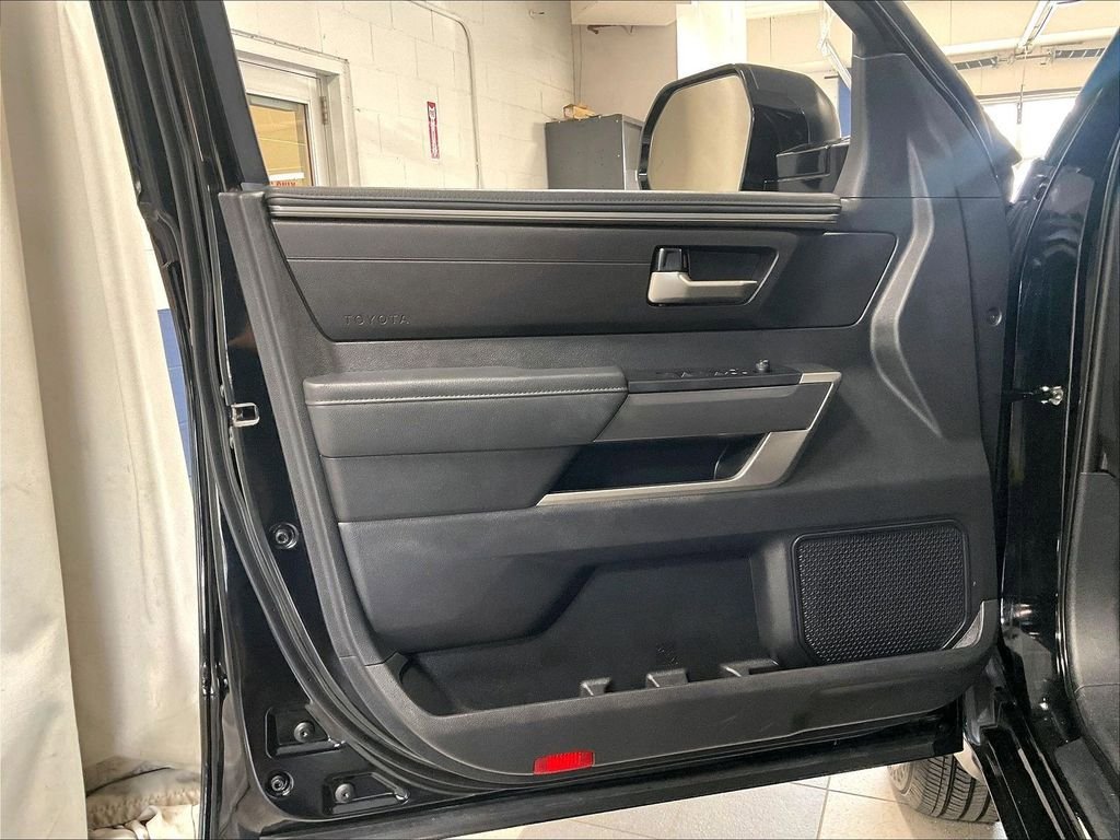 Used 2023 Toyota Tundra SR5 w/ SR5 Convenience Package AWD/4WD image 9