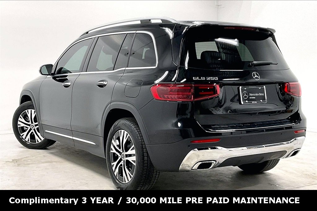 Used 2025 Mercedes-Benz GLB 250 image 11