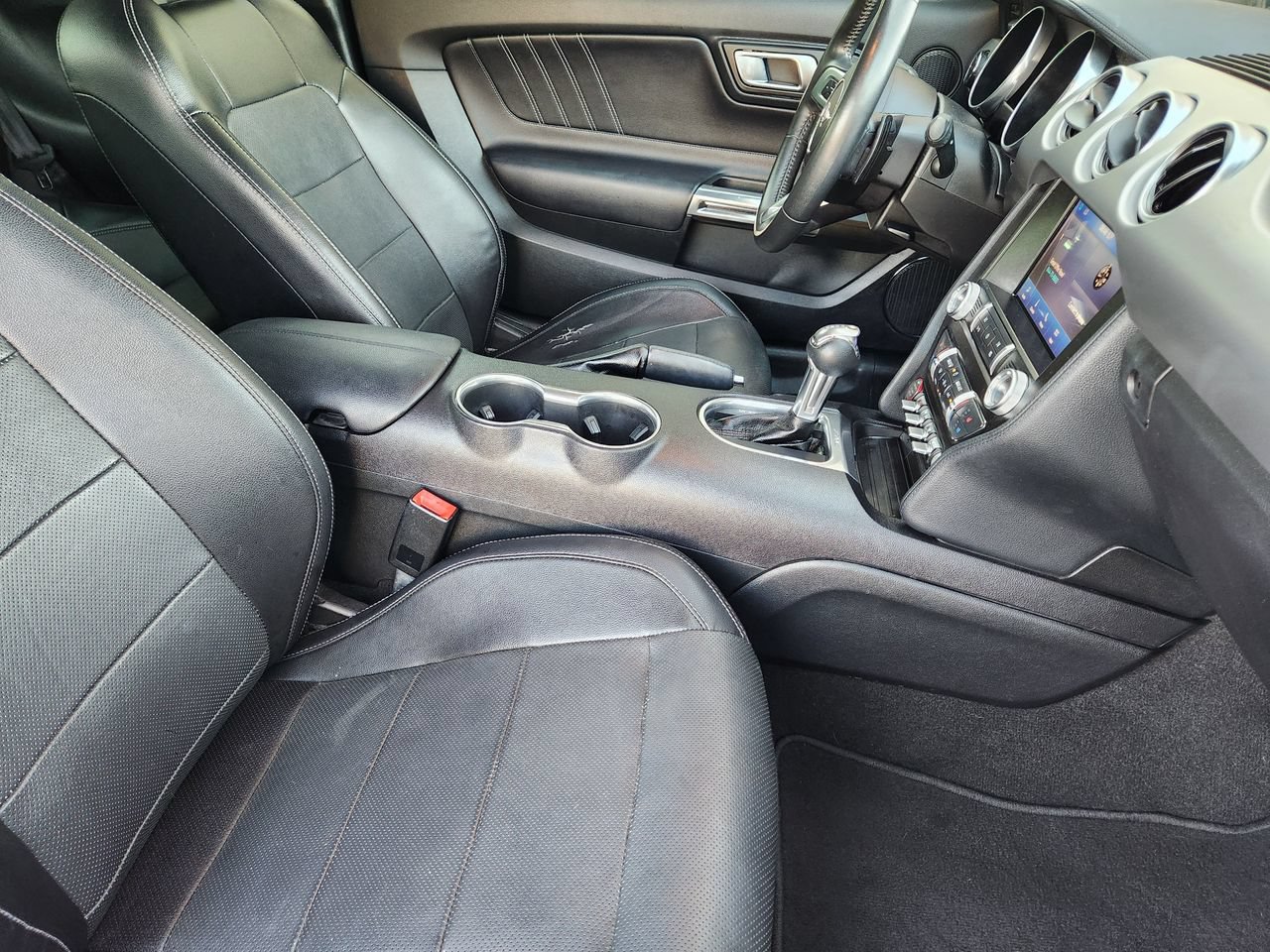 Used 2020 Ford Mustang Premium RWD image 13