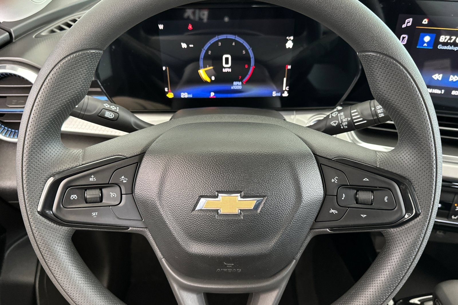 New 2026 Chevrolet Trax LT FWD image 23