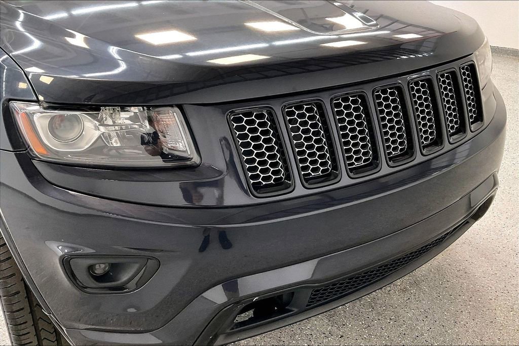 Used 2014 Jeep Grand Cherokee Altitude image 31
