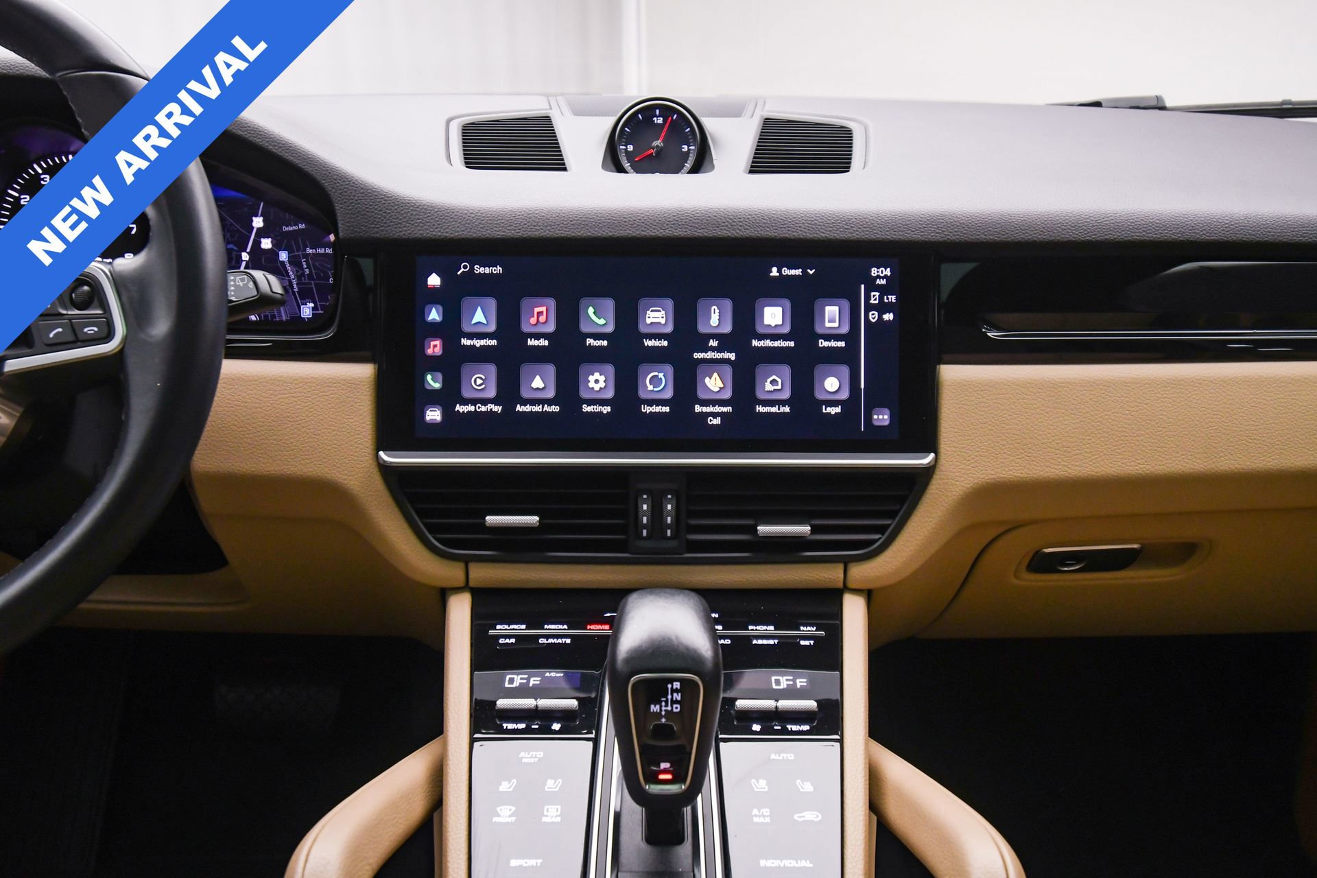 Used 2023 Porsche Cayenne Platinum Edition image 39