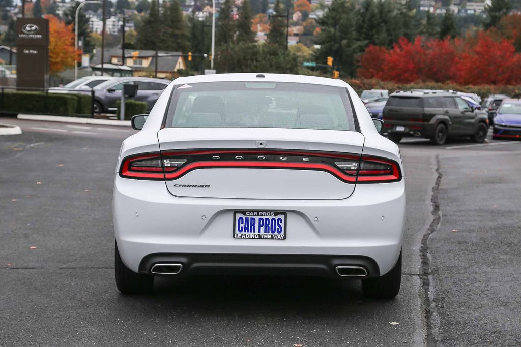 Used 2019 Dodge Charger SXT image 8