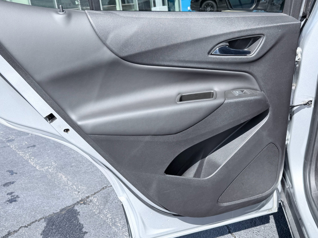 Used 2022 Chevrolet Equinox LT image 30