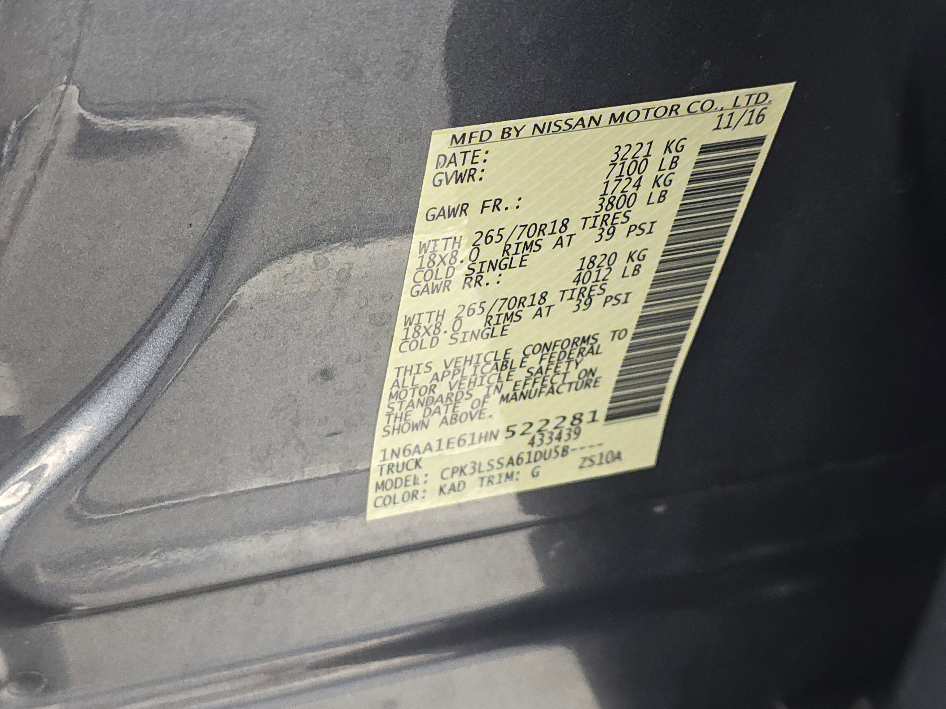 Used 2017 Nissan Titan SV RWD image 29