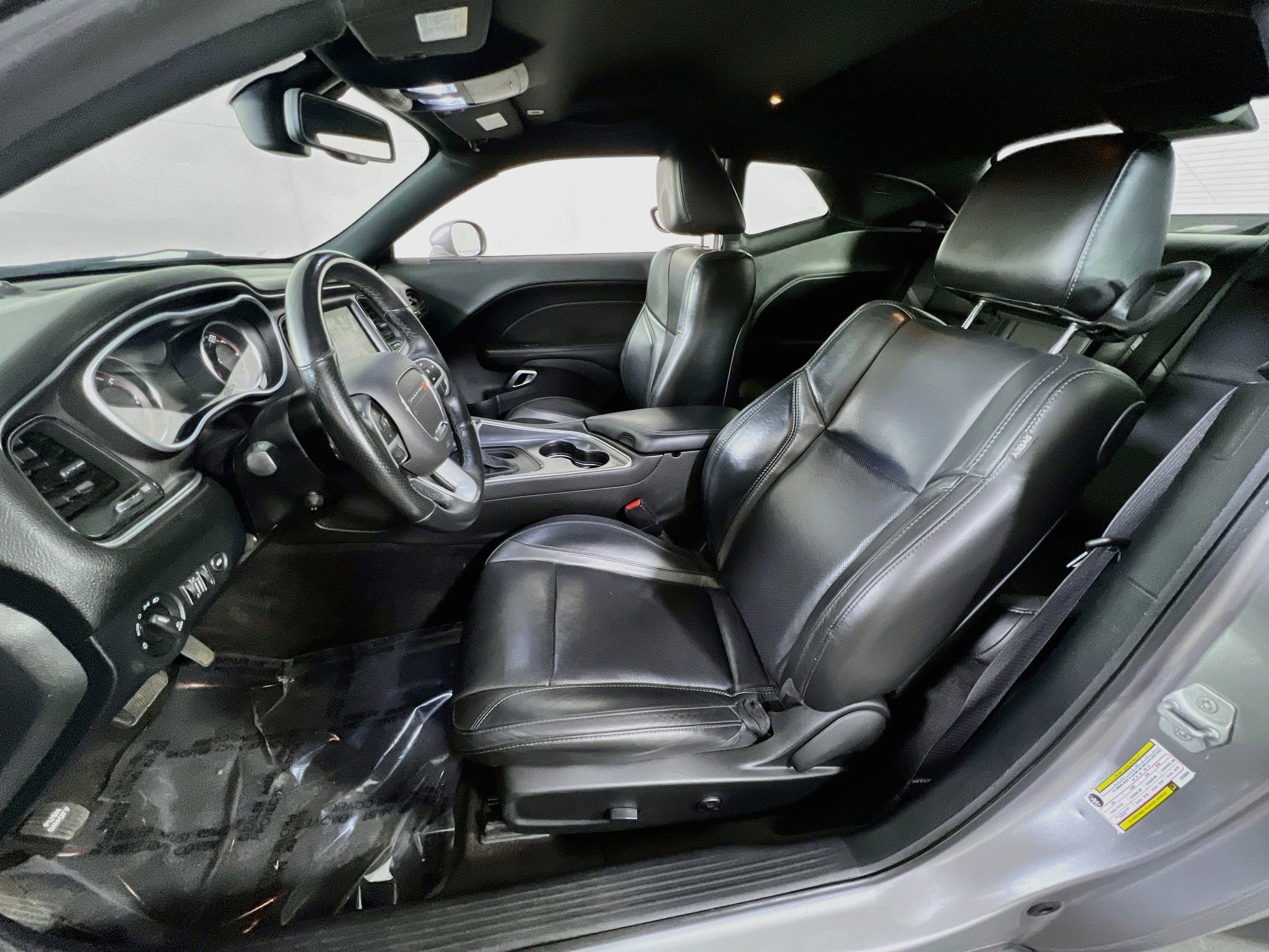 Used 2018 Dodge Challenger R/T Plus RWD image 21