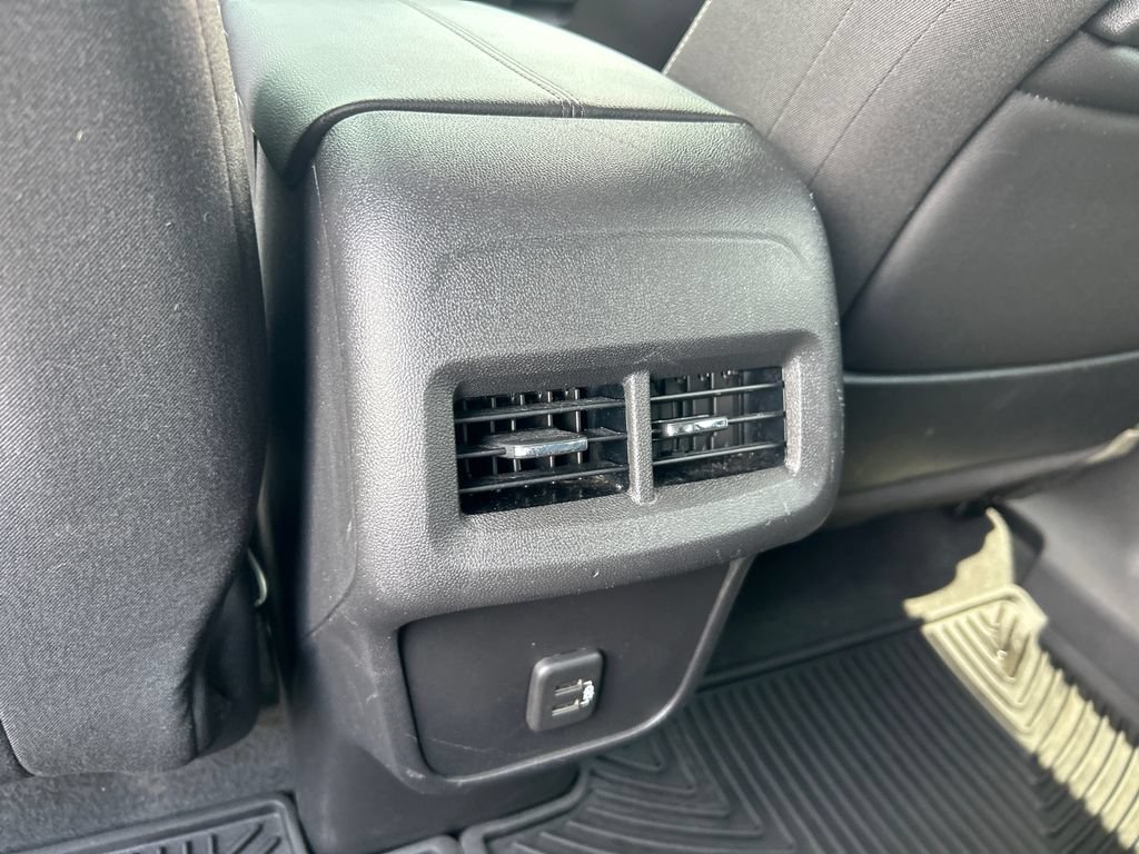 Certified 2023 GMC Terrain SLE w/ Elevation Edition FWD image 32
