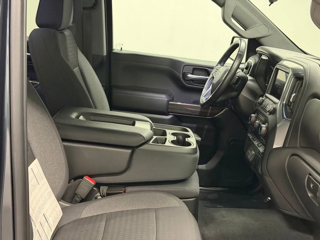 Certified 2022 Chevrolet Silverado 1500 RST w/ LPO, Blackout Package image 12