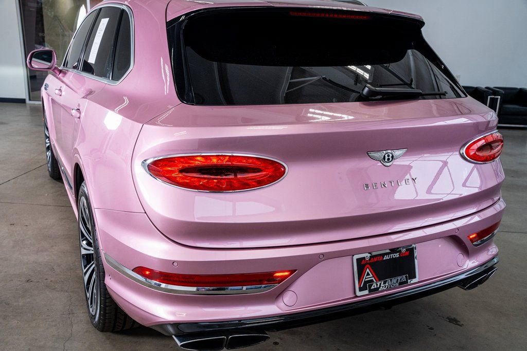 Used 2021 Bentley Bentayga image 24
