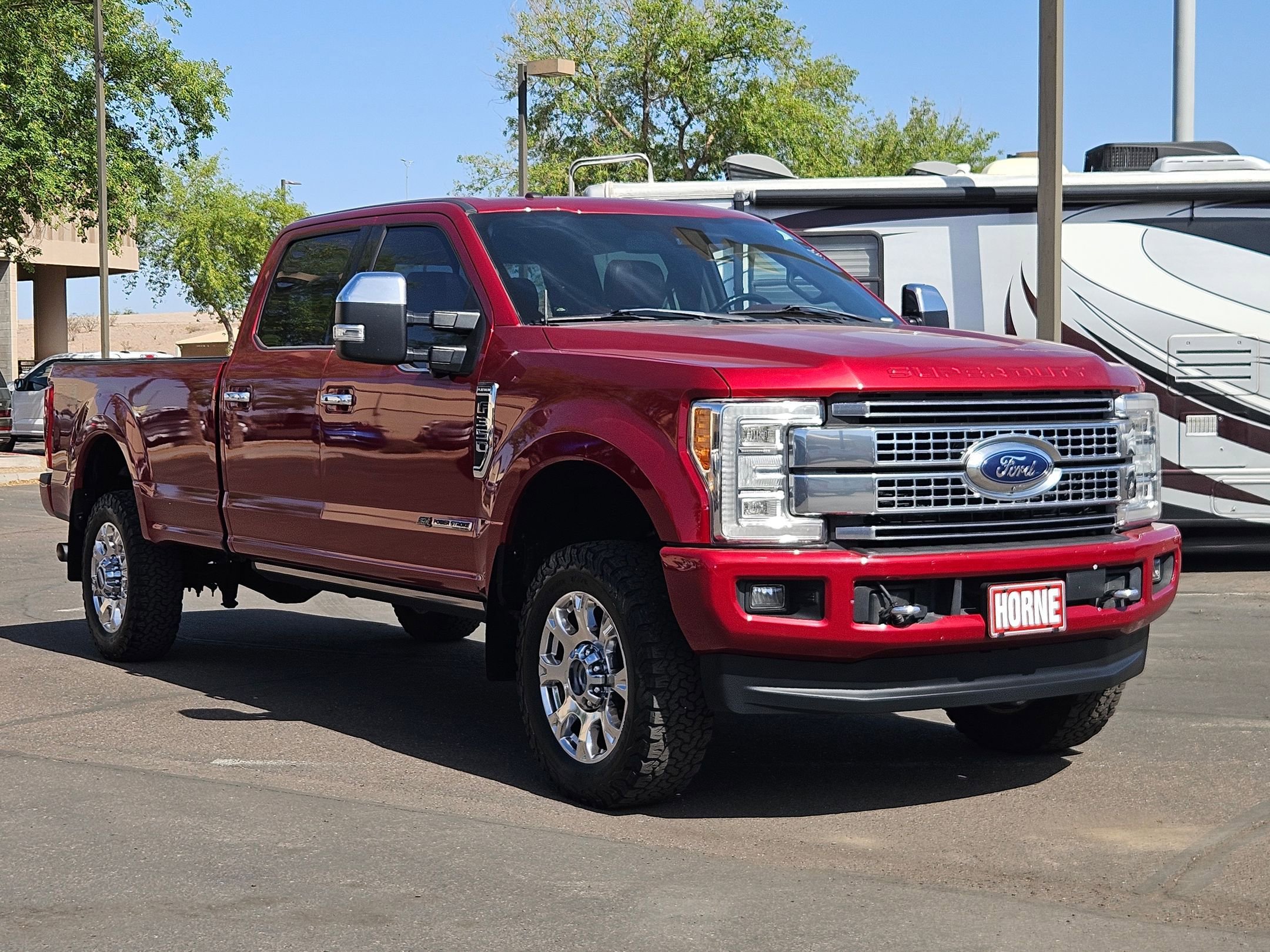 Used 2018 Ford F350 Platinum w/ Platinum Ultimate Package AWD/4WD image 3