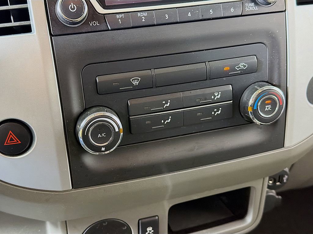 Used 2018 Nissan Frontier SV image 28