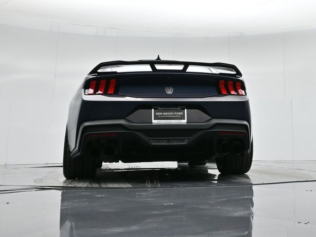 Used 2025 Ford Mustang Dark Horse image 44