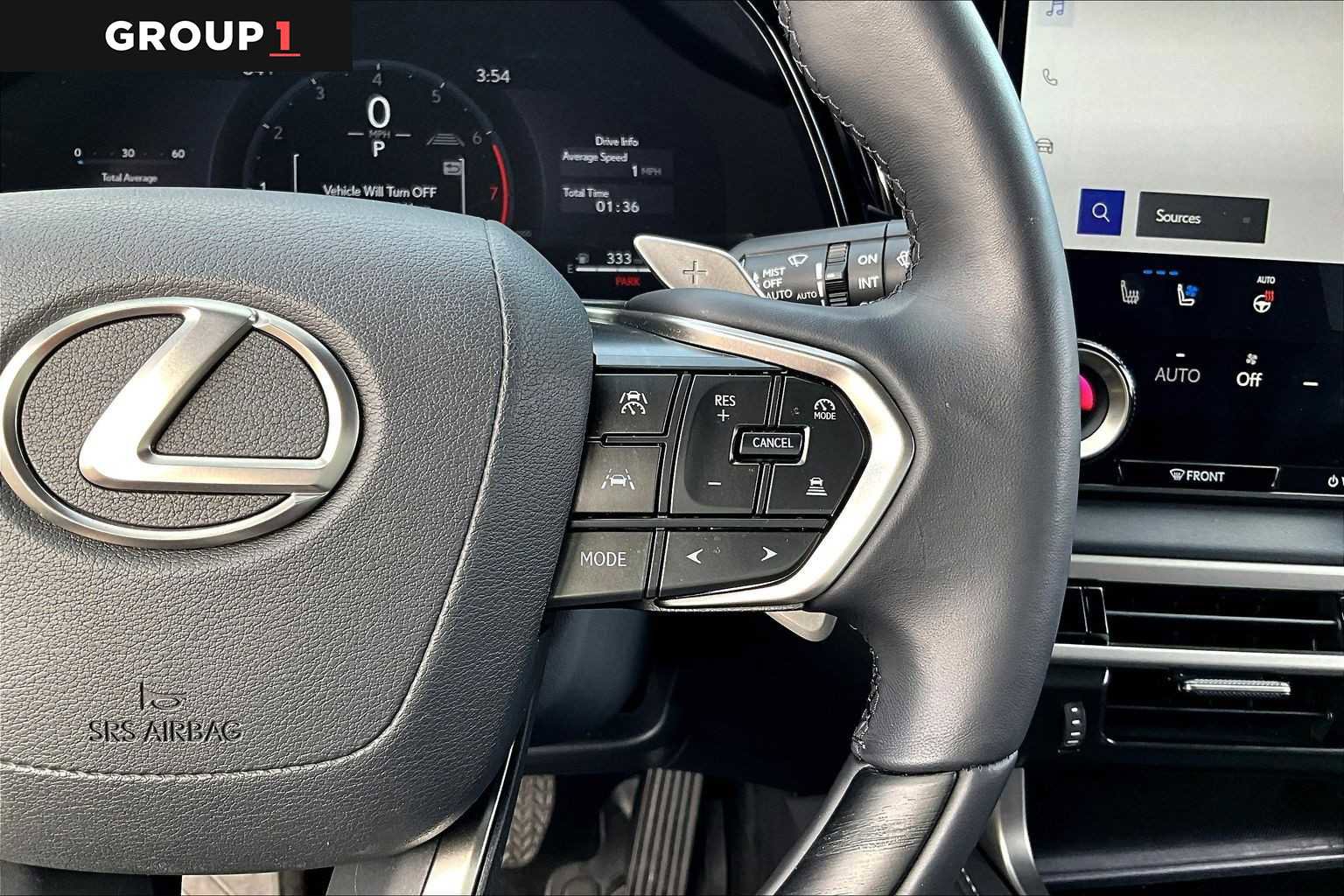 Used 2025 Lexus RX 350 Premium w/ Accessory Package (Z1) image 22