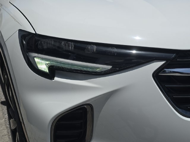Certified 2022 Buick Envision Preferred FWD image 11